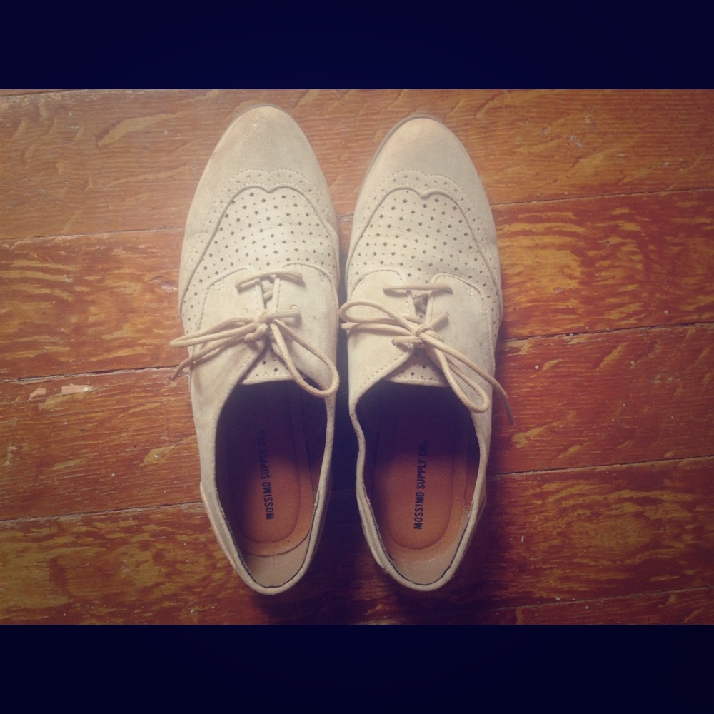 Oxford-style flats